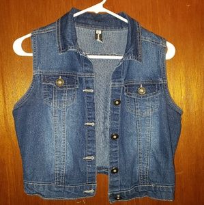 Jean Vest